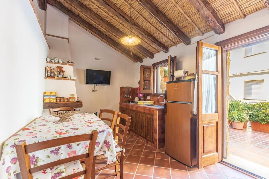 Apartament Domm'E Antoni Baunei Zewnętrze zdjęcie